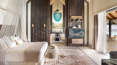 luxury-water-villa-with-pool-bedroom_2000